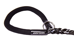 ウェットスーツ素材使用