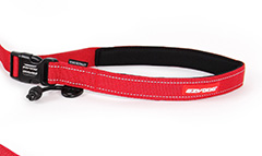 ウェットスーツ素材使用